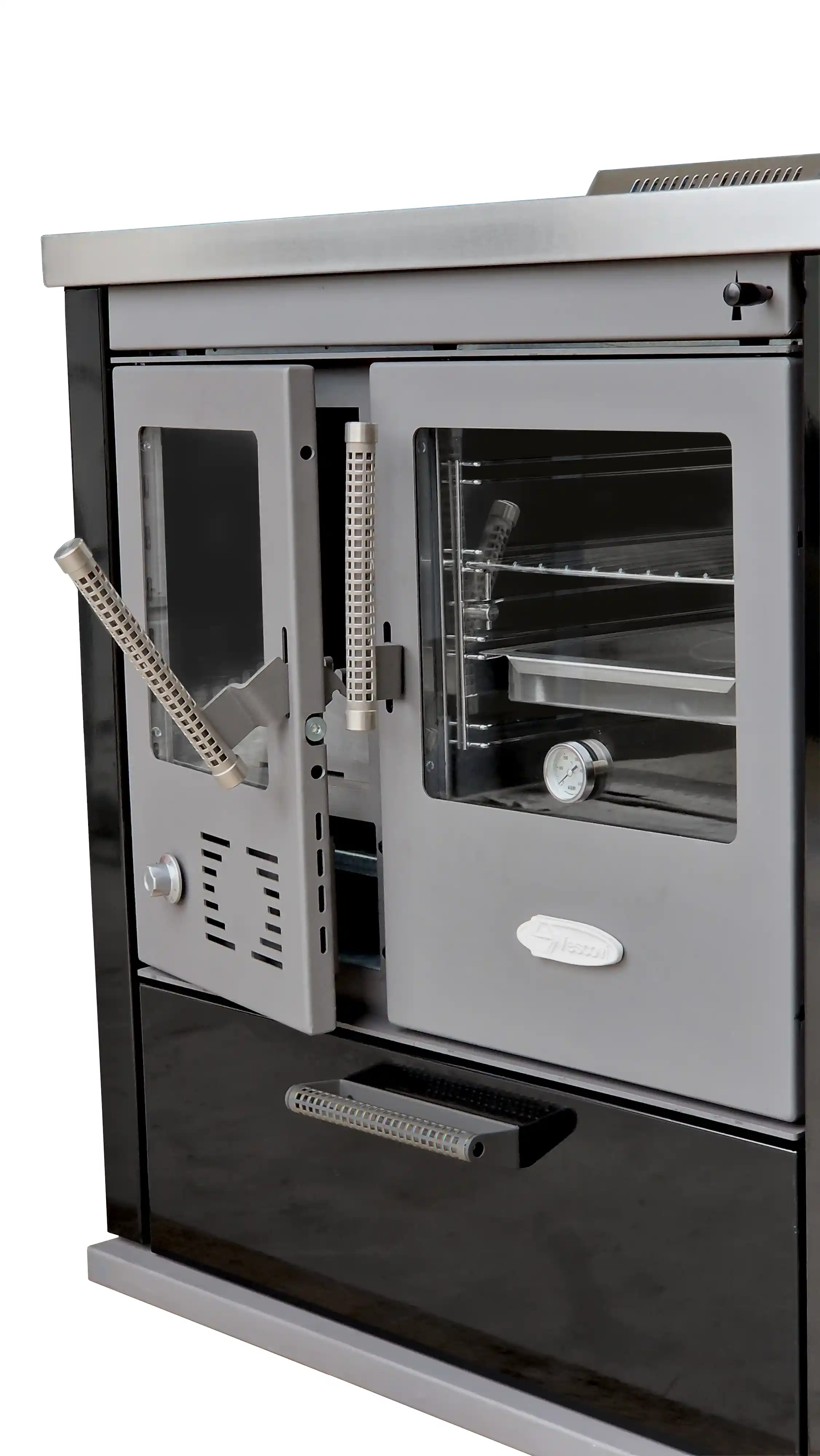 Dettaglio portine in ghisa termocucina a legna Dama FC